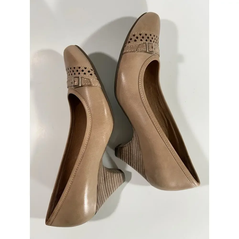 Clarks Artisan Women's Tan Leather Wedge Pumps Buckle Laser Cut 63986 Size 9.5M